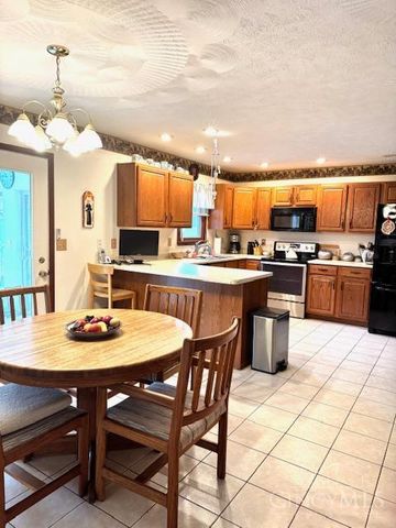 918 Willow Bend Drive, Wilmington, OH 45177