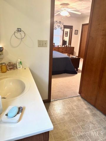 918 Willow Bend Drive, Wilmington, OH 45177