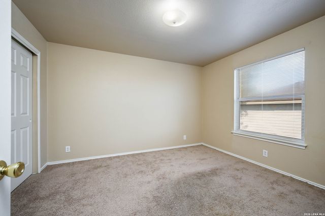 9111 Spiral Woods, Universal City, TX 78148