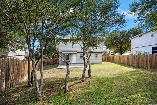 9111 Spiral Woods, Universal City, TX 78148