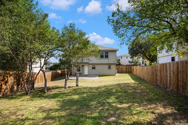 9111 Spiral Woods, Universal City, TX 78148