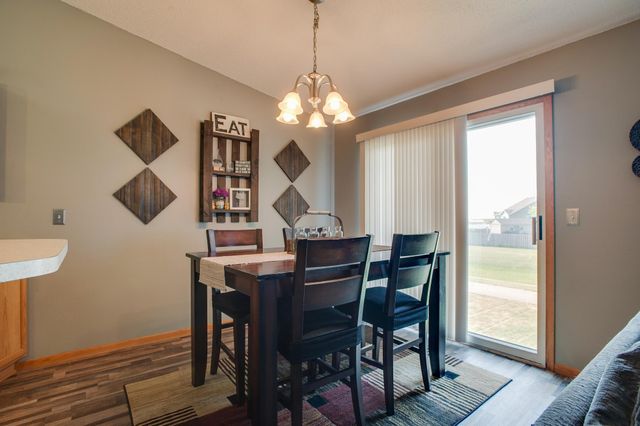 1901 41st Avenue S, Moorhead, MN 56560