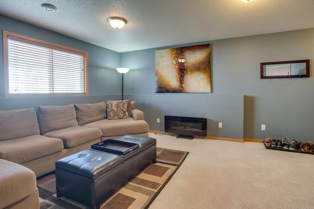 1901 41st Avenue S, Moorhead, MN 56560