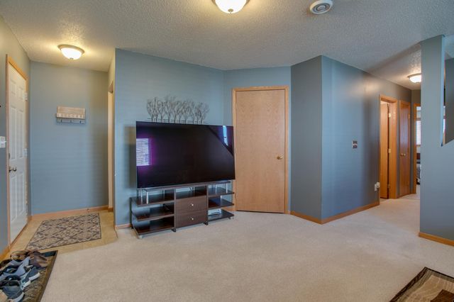 1901 41st Avenue S, Moorhead, MN 56560