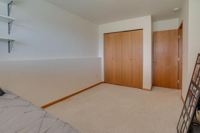 1901 41st Avenue S, Moorhead, MN 56560