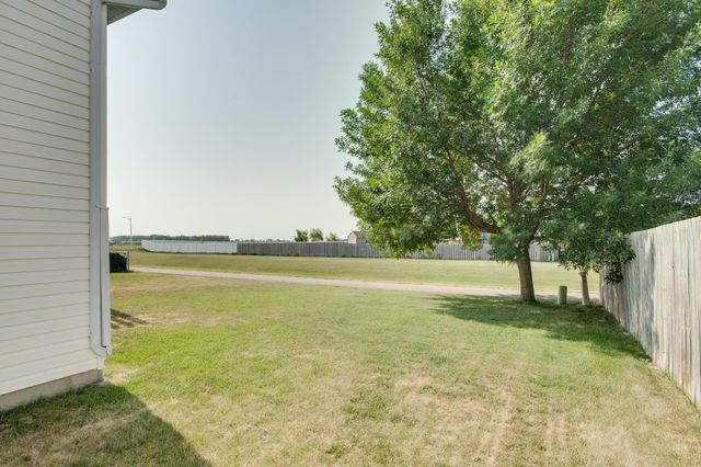 1901 41st Avenue S, Moorhead, MN 56560