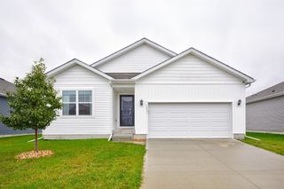 1051 35th Street SW, Altoona, IA 50009