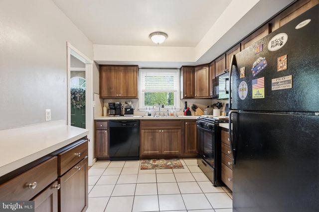 361 VALLEY RD, Warminster, PA 18974