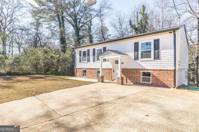 102 Oregon Court, Warner Robins, GA 31093