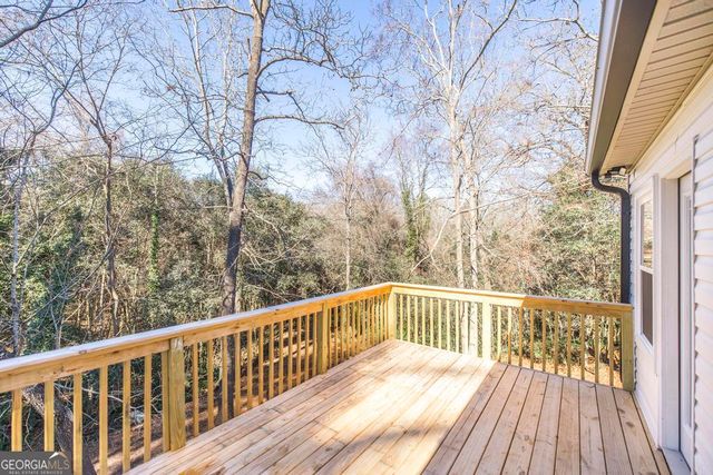 102 Oregon Court, Warner Robins, GA 31093