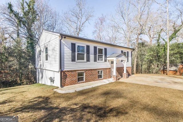 102 Oregon Court, Warner Robins, GA 31093