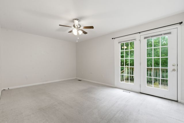 958 Jordan Cir, White Bluff, TN 37187