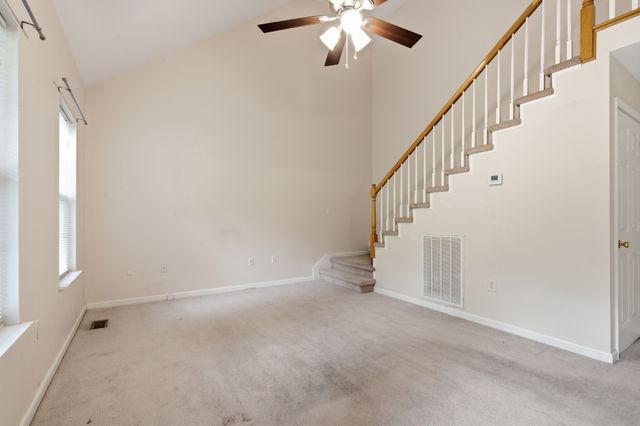 958 Jordan Cir, White Bluff, TN 37187