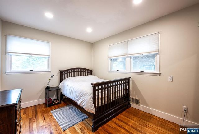 49 Rutherford Place, Montvale, NJ 07645