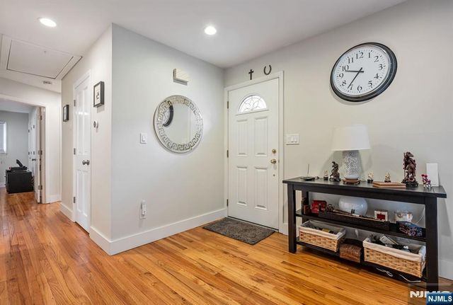 49 Rutherford Place, Montvale, NJ 07645