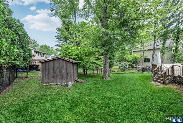 49 Rutherford Place, Montvale, NJ 07645