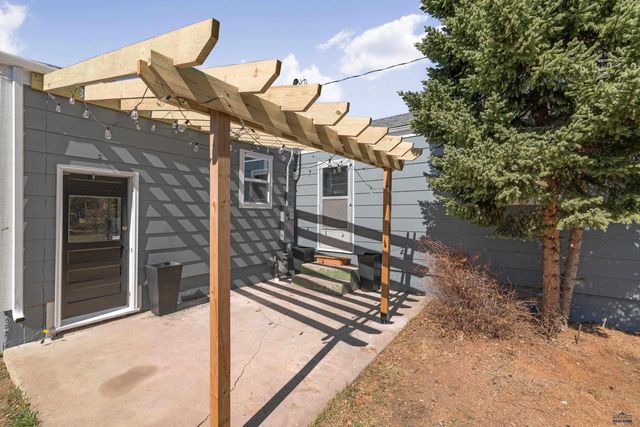 1616 5TH ST, Rapid City, SD 57701