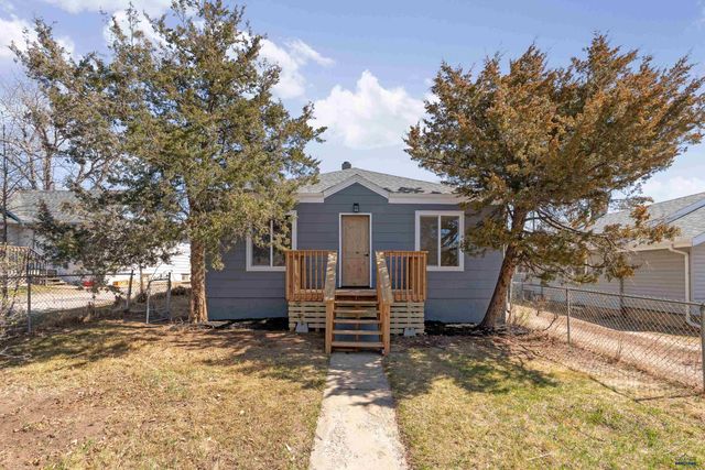 1616 5TH ST, Rapid City, SD 57701