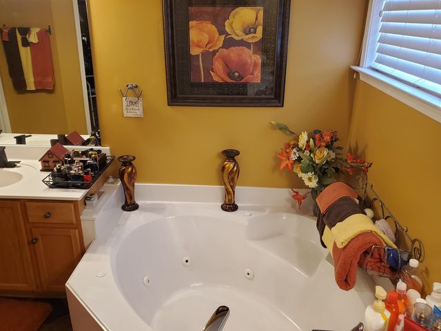6188 FRANCES WOODS DR, Bartlett, FL 38135