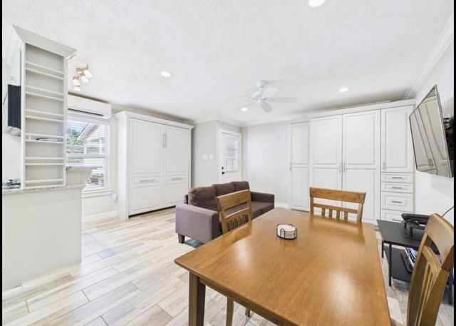 810 Milwaukee Street AStudio, Houston, TX 77009