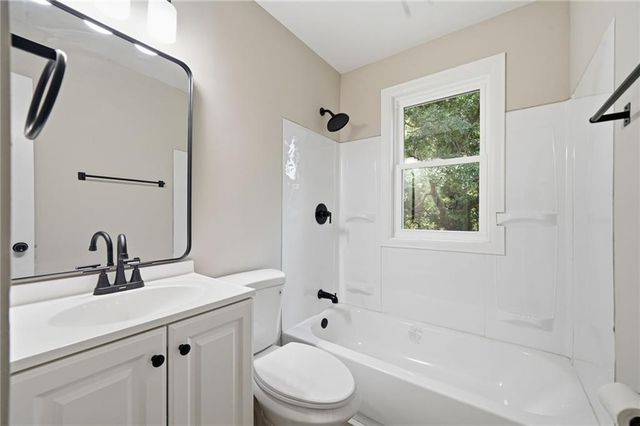4913 Bartlett Road, Forest Park, GA 30297