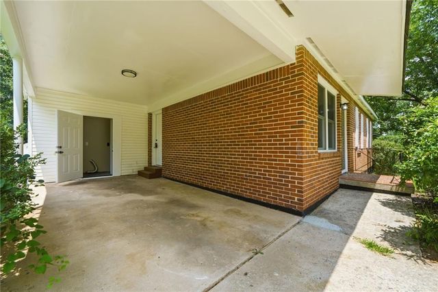 4913 Bartlett Road, Forest Park, GA 30297