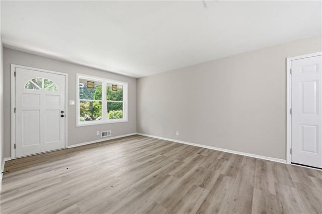 4913 Bartlett Road, Forest Park, GA 30297