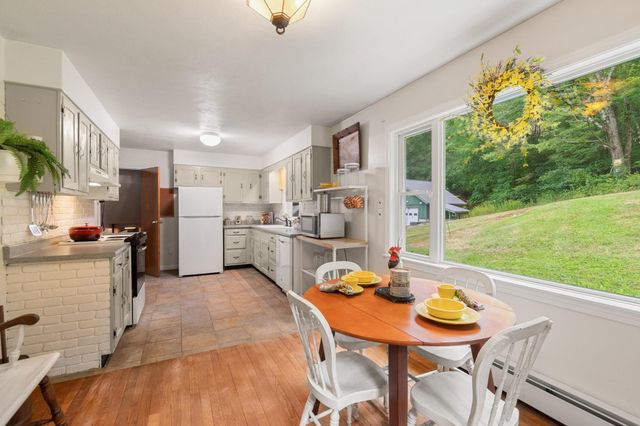 1402 French Hill Road, St. Albans Town, VT 05478