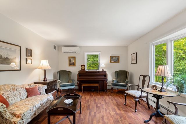 1402 French Hill Road, St. Albans Town, VT 05478