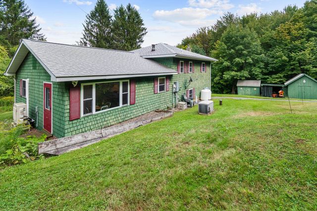 1402 French Hill Road, St. Albans Town, VT 05478