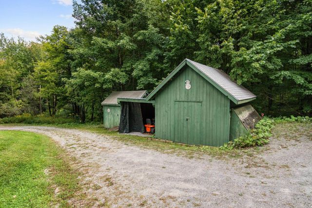 1402 French Hill Road, St. Albans Town, VT 05478