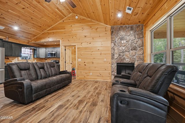 4923 Cote Way, Cosby, TN 37722