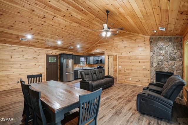 4923 Cote Way, Cosby, TN 37722