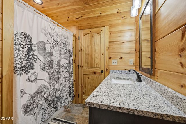 4923 Cote Way, Cosby, TN 37722