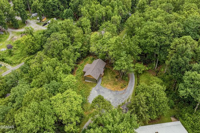 4923 Cote Way, Cosby, TN 37722
