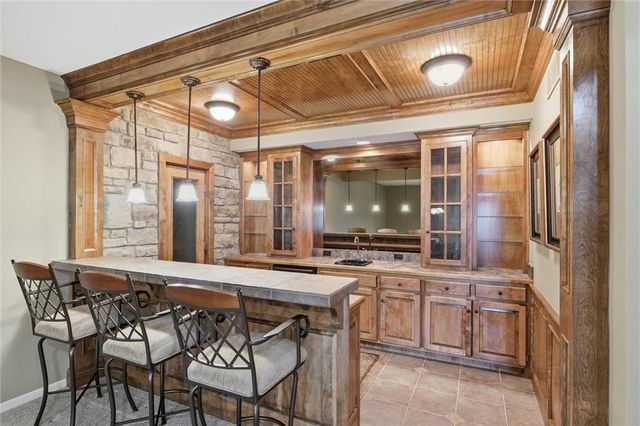 8813 W 160th Street, Overland Park, KS 66083