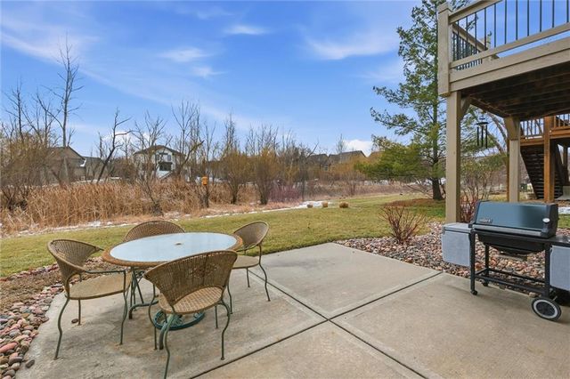 8813 W 160th Street, Overland Park, KS 66083