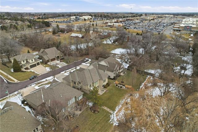 8813 W 160th Street, Overland Park, KS 66083