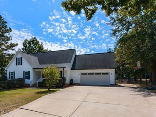 61 Shepherd Drive, Benson, NC 27504