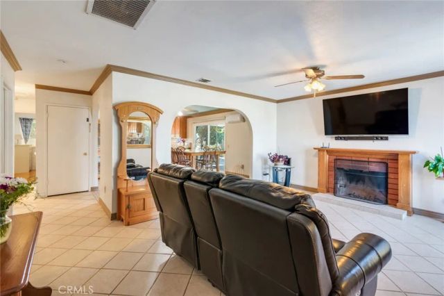 7120 Idyllwild Lane, Riverside, CA 92503