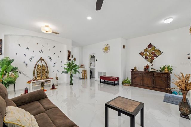 20122 NOB OAK AVENUE, Tampa, FL 33647