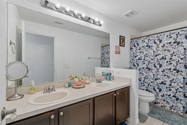 20122 NOB OAK AVENUE, Tampa, FL 33647