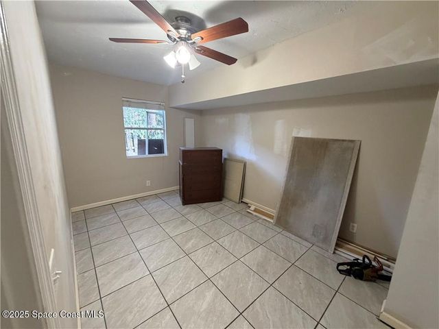 2526 4th Street, Vero Beach, FL 32968