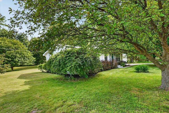 4555 16 Mile Road, Cedar Springs, MI 49319