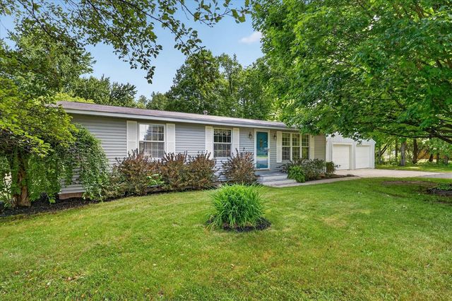 4555 16 Mile Road, Cedar Springs, MI 49319