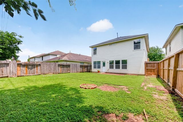 10818 Tallow Briar, Houston, TX 77075