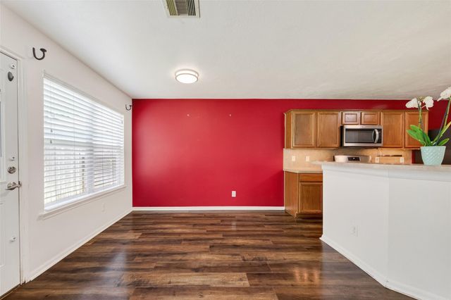10818 Tallow Briar, Houston, TX 77075