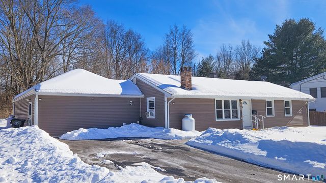 87 Park Avenue, Colchester, CT 06415