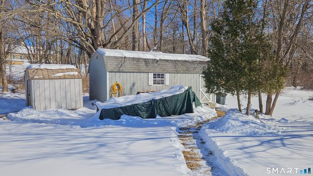 87 Park Avenue, Colchester, CT 06415