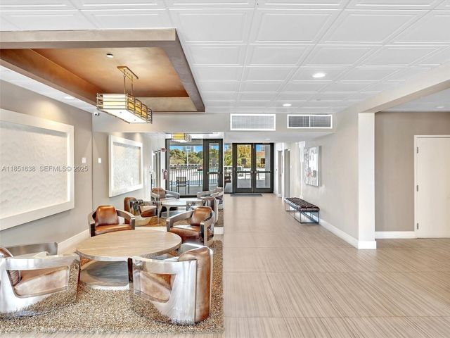 3675 N Country Club Drive 707, Aventura, FL 33180